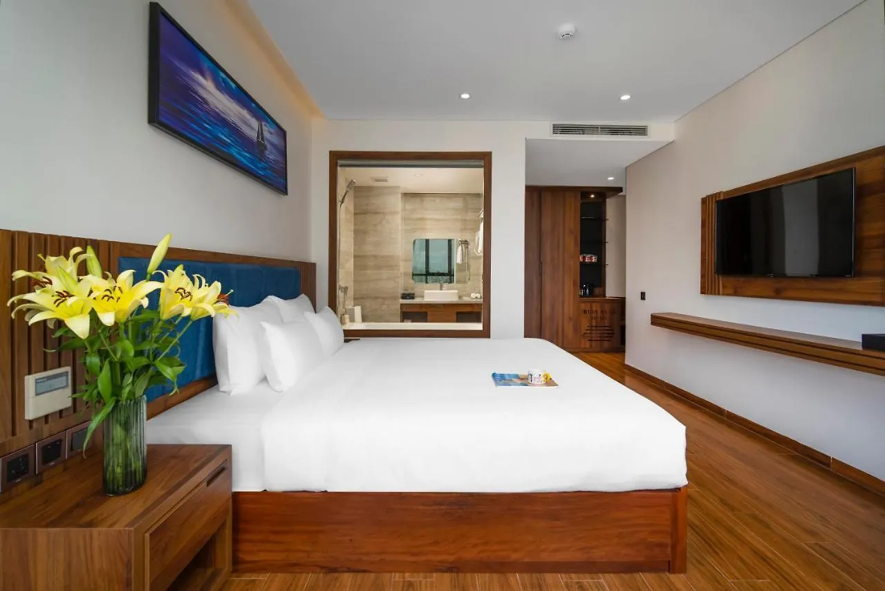 Ruby Star Da Nang Hotel