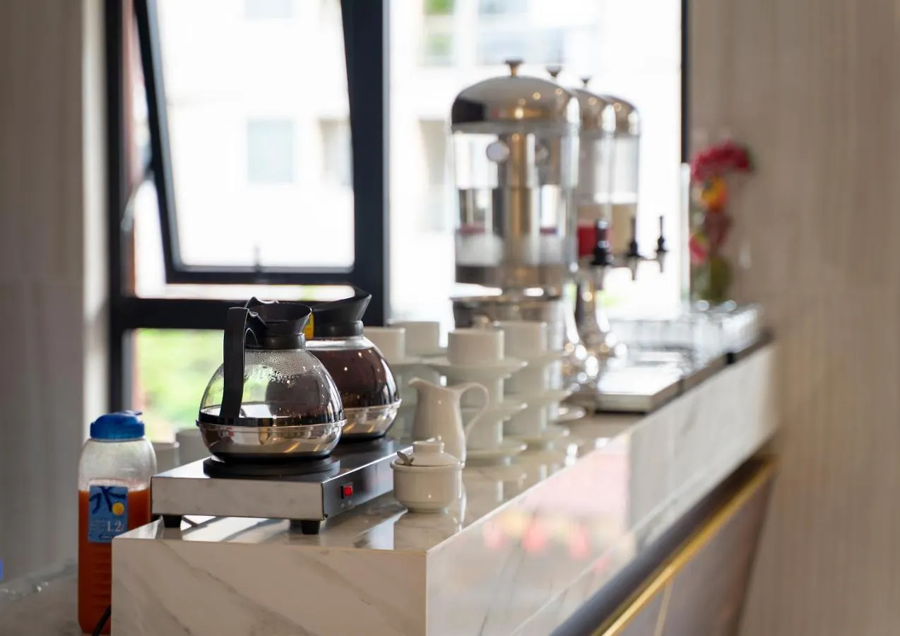 Ruby Star Da Nang Otel 4*,