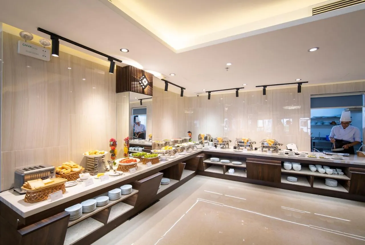 Ruby Star Da Nang Hotel
